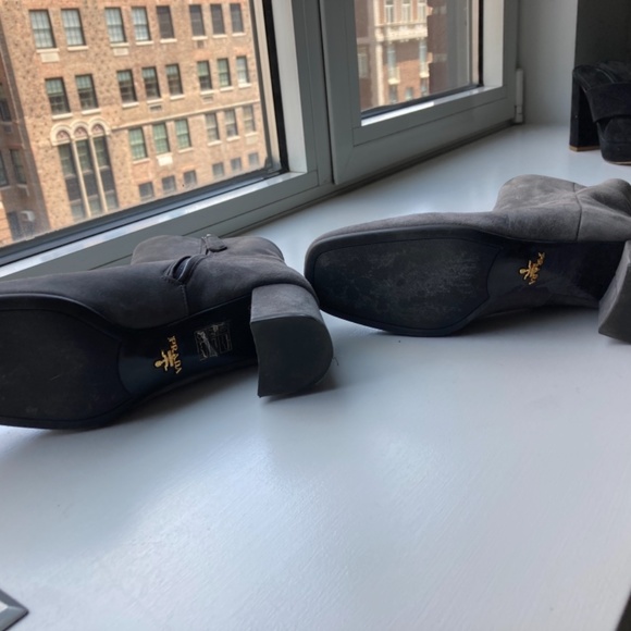 Prada grey suede booties - size EU 36 - very good condition - Picture 5 of 5